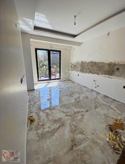 İpek Taksi Yanı Yunus Market Arkası 3+1 Manzaralı Lüks Daireler