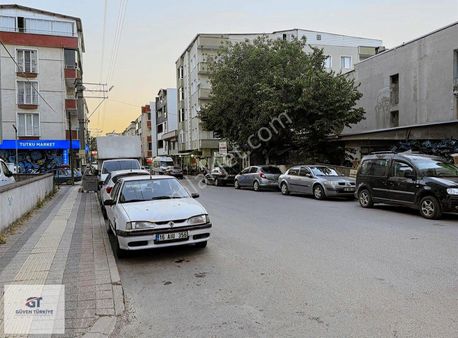Salı Pazarına Yakın Masrafsız Daire