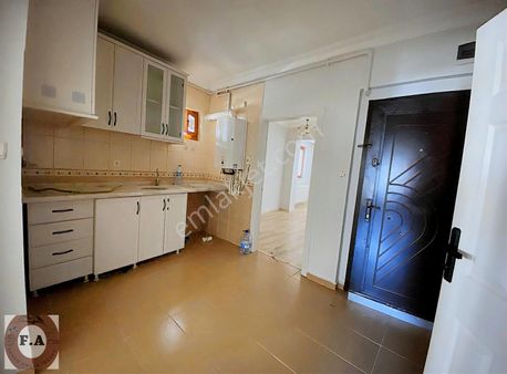 Senem'den Markete Pazara Yakın Y.giriş 2+1 Kiralık Daire