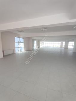 Kaan Emlak Tan Hesaplı Şehir Merkezinde Lüx Kiralık İşyeri 450 M2