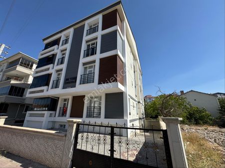 Globalden Nasuhdede'de Ful Yapılı 2+1 Üst Kat Satılık Lüks Daire