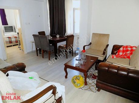 Evgör Emlak'dan Ambarlıda Köyiçinde 2+1 Uygun Daire