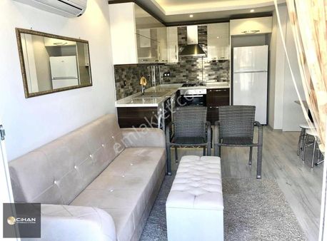 Ata Mahallesinde Full Eşyalı Havuzlu 1+1 Daire