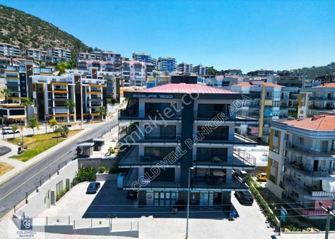 Kuşadası Ege Mahallesi Kiralık Modern 3+1 Daire