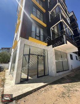 [acg] Abdullahpaşa Pazar Alanın Üstünde 40 M2 Satılık Dükkan