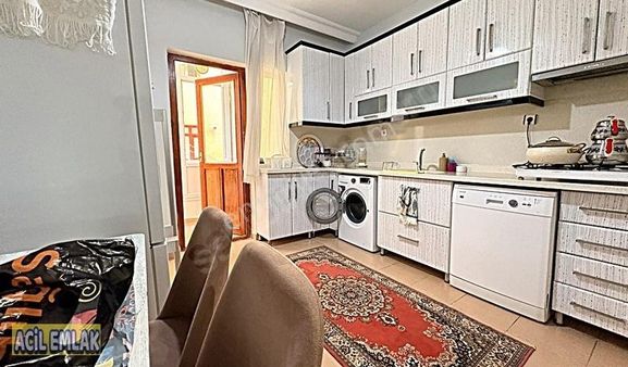 Danışment Yakını Kat Konumunda Asansörlü Geniş Ferah Daire