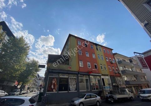 Çağlayan Taş Ocağı Caddesinde Köşebaşı 350 M2 Satılık İşyeri