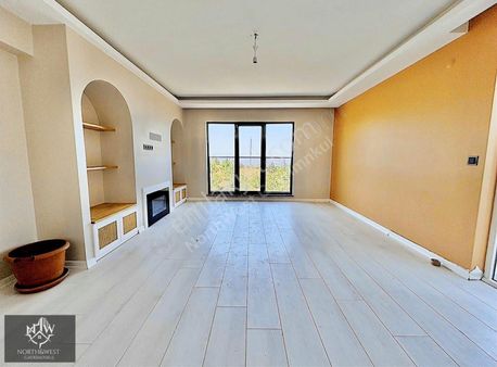 Dikmen Mürsel Uluçta 931 Cd Sıfır Binada 3 Cepheli Manzaralı 3+1