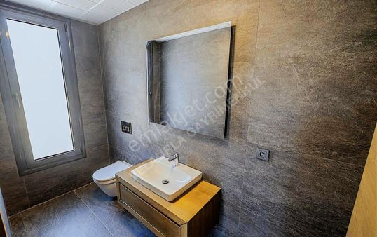 Urla Kekliktepe Satilik 5+2 Yatay Mimari Villa