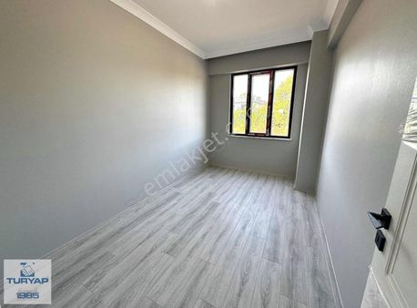 Yalova Kadıköy 3+1 Geniş,ebeveyn Banyolu Havuzlu Sitede Daire