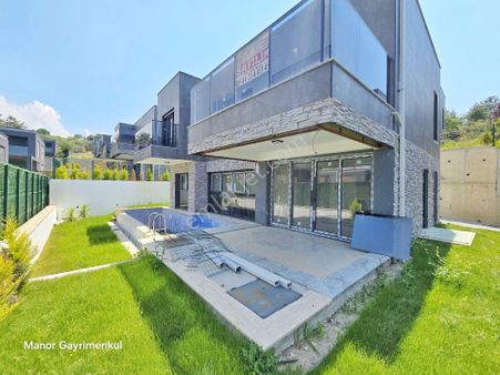 Kuşadası Soğucakta 6+1 Full Deniz Manzaralı Özel Havuzlu Villa