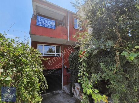 Eryaman Güzelkent'te Satılık, Boş, Bahçeli 3+1 Villa