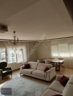 Örnekköyde Havuzlu Sitede Lüks Eşyalı Kiralık Daire