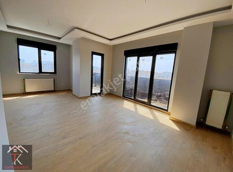 İnönü Caddesine Yakın Lüks Sıfır 3+1 Daire