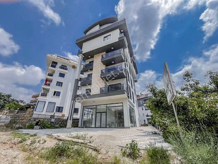 Alanya Çıplaklı Mahallesi Satılık Geniş 1+1 Daire