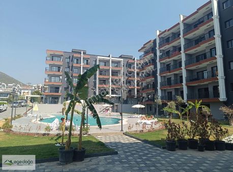 Kuşadası Ege Mah Sıfır Site Havuzlu 1+1 2+1 3+1 Satılık Daireler