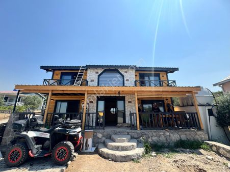 Eys'den Buca Belenbaşında 232m2 Ahşap Dubleks Satılık Ev