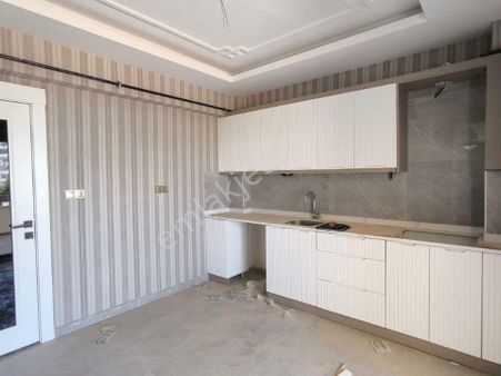 Kısacık'dan Güneykent Mah. Park Manzaralı Sıfır 2,5+1 Daire