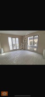 Yeni Binada 2+1 Daire Ortacami