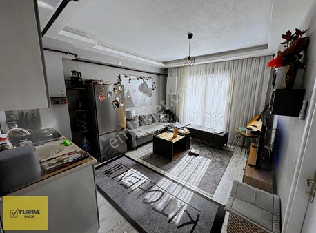 Turpa Buca'dan Üni Yakını Yeni Binada Doğalgazlı Geniş Daire