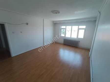 Mç Emlak'tan Atatürk Mah'sınde 3+1 Satılık Daire