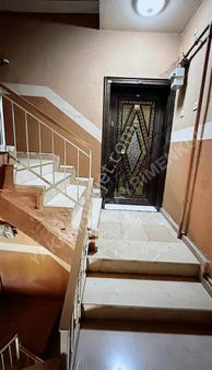 Yakamoz Gayrimenkul Satlık 4 Katlı Bina Dört Eylül Bak