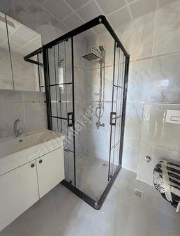 Pogadan Vakıf Sokakta 4,5+1 +depo+kapalı Mutfak