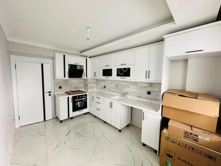 Karapürçek'te Uçaklı Park Yakını Yerden Isıtmalı Ultra Lüks Yapılı 3+1 Satılık Sıfır Daire !!