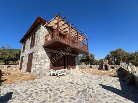 Söke Doğanbeyde Muhteşem Taş Villa