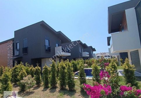 Manavgat Evresinde Satılık Sıfır Havuzlu 3+1 Amerikan Mutfaklı Villalar