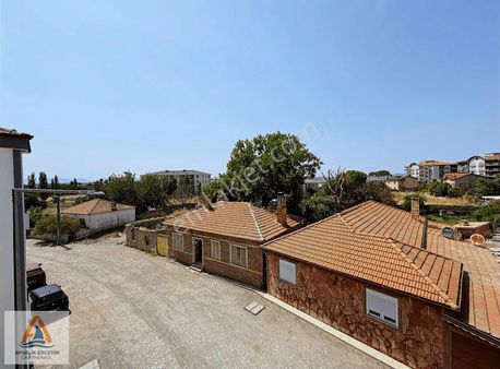 Ayvalık Altınova 2+1 Kapalı Mutfak Ön Cephe Ferah Daire