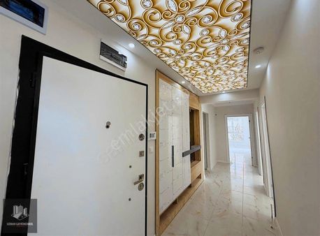 Uzman Gayrimenkul Den Beşikkaya Mah Postane Yak. 1.kat Cadde Üze