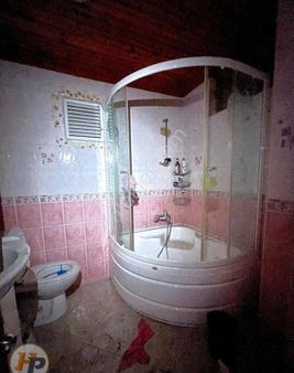 Kanarya 'da Yatırımlık 5+1 Dubleks Satılık Daire