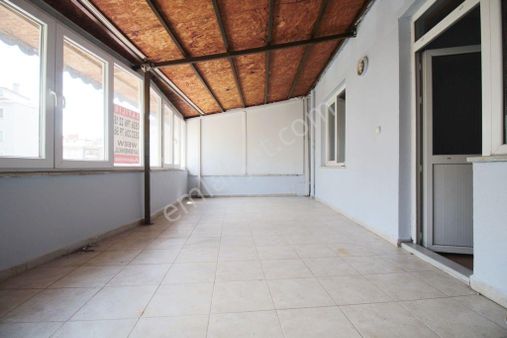 Şeyhsinan Uncular Okuluna Yakn 105m2 2+1 14yıllık İskanlı Teraslı
