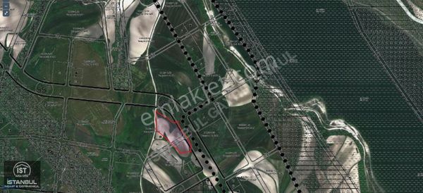 Sazlıbosna'da 250m2 Toplu Konutların 1.5km Mesafesinde