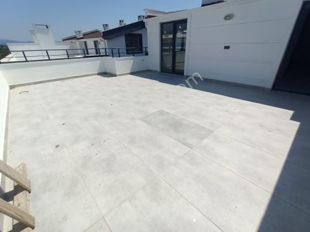 Akçay Altınkum Satılık Geniş Teraslı 3+1 Sıfır Katdublek Daire