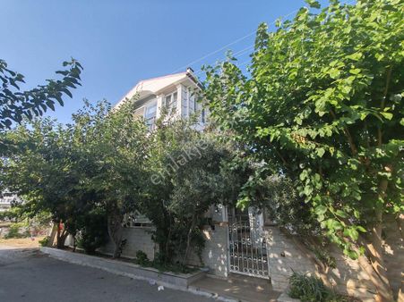 Seferihisar Atatürk Mahallesi Satılık Deniz Manzaralı Lüx Müstakil Villa