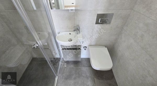 Atlas'tan, Sosyal Tesisli Sitede, 3+1, 162m2, 9.kat, E.banyolu