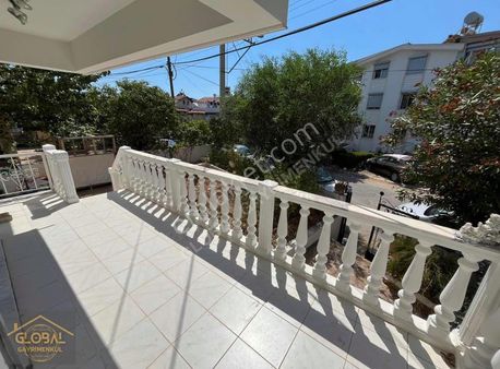 |global| Denize 300 Metre Villa