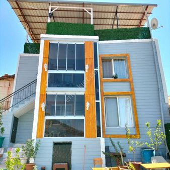 Yatırım İçin Mükemmel Fırsat Torbalı Dağkızılca Köy Merkezinde 2 Katli Kompile Satılık Tek Tapu