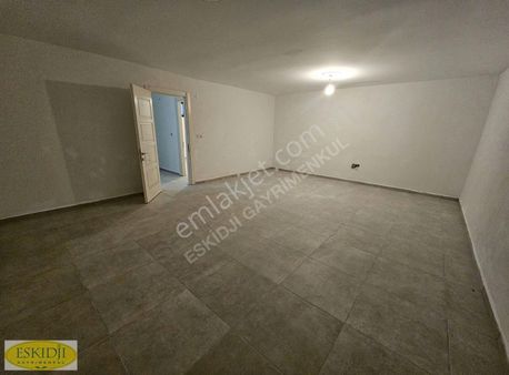 Çanakkale Kale Country'de Site İçi Bahçeli 4+2 Lüks Yaşam!