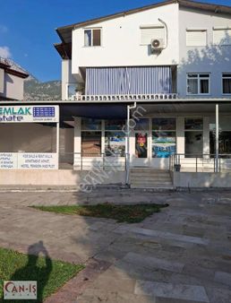 Göynük Merkezde 220 M² Geniş Cepheli Kiralık Dükkan