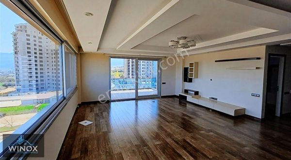 Winox Gayrimenkul Aya Rezidansda 4+1 Kiralık Daire