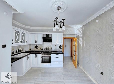 Pireamit Gm 'den Yıldızkentte Satılık 5+2 Lüks Villa