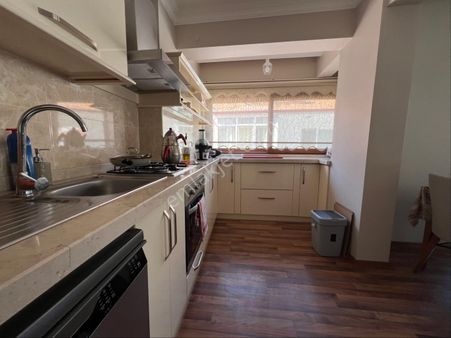 Akçay Oya Gayrimenkul'den Tek Yetkili Denize 250m Mesafede 3+1 Dubleks