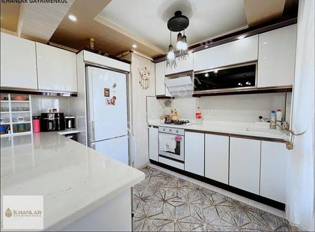 Sancaktepe Mah. Lüx Yapılı Amerikan Mutfaklı 3+1 Satılık Daire