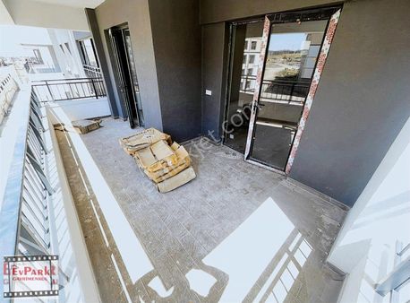 Bölgenin Gözde Projesi Asm Öniz 500 Evler'de 4+1 4. Kat Daire