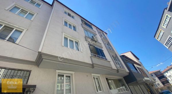 Deka Gayrimenku'den Satılık Fırsat Merkezi Konumda 3+1