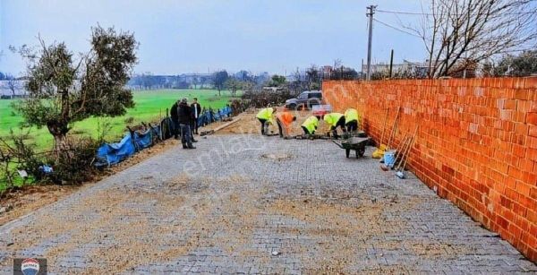 Aydın İncirliovada Satılık Konut İmarlı Arsa 227 M2