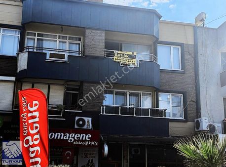 Altınoluk Merkezde Denize 50 Mt Satılık 2+1 Daire